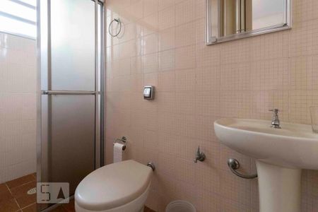 Casa à venda com 250m², 3 quartos e 3 vagas Casa à venda com 250m², 3 quartos e 3 vagasCasa 2 - Banheiro da Suíte