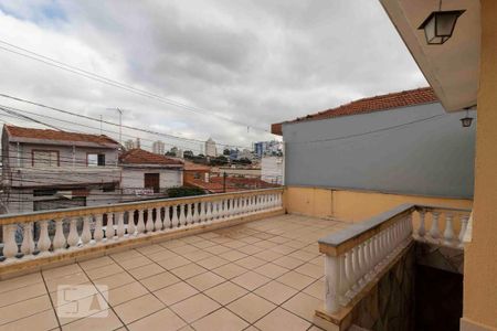 Casa à venda com 250m², 3 quartos e 3 vagas Casa à venda com 250m², 3 quartos e 3 vagasÁrea Externa - Frente