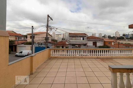 Casa à venda com 250m², 3 quartos e 3 vagas Casa à venda com 250m², 3 quartos e 3 vagasÁrea Externa - Frente