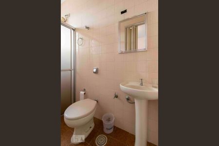 Casa à venda com 250m², 3 quartos e 3 vagas Casa à venda com 250m², 3 quartos e 3 vagasCasa 2 - Banheiro da Suíte