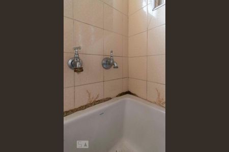 Casa à venda com 250m², 3 quartos e 3 vagas Casa à venda com 250m², 3 quartos e 3 vagasCasa 2 - Área de Serviço