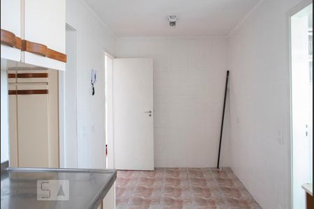Apartamento para alugar com 110m², 3 quartos e 1 vaga Apartamento para alugar com 110m², 3 quartos e 1 vagaCOZINHA
