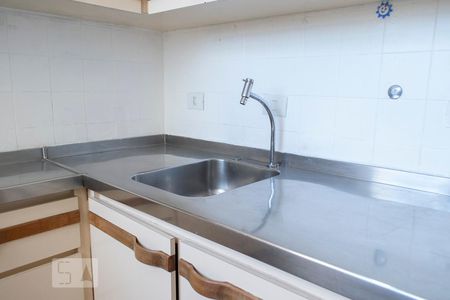Apartamento para alugar com 110m², 3 quartos e 1 vaga Apartamento para alugar com 110m², 3 quartos e 1 vagaCOZINHA