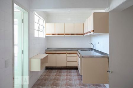 Apartamento para alugar com 110m², 3 quartos e 1 vaga Apartamento para alugar com 110m², 3 quartos e 1 vagaCOZINHA