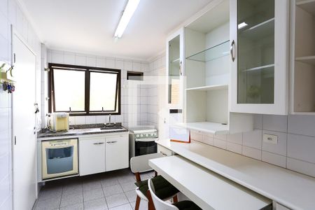 Apartamento à venda com 106m², 3 quartos e 3 vagasCozinha