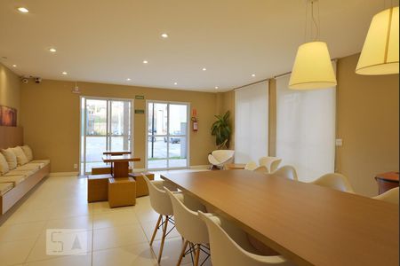 Apartamento à venda com 47m², 2 quartos e 1 vagaSalão Festas