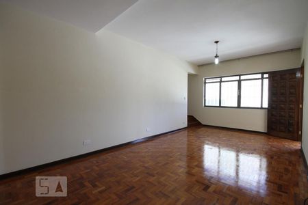Sala de casa para alugar com 3 quartos, 220m² em Vila da Saúde, São Paulo