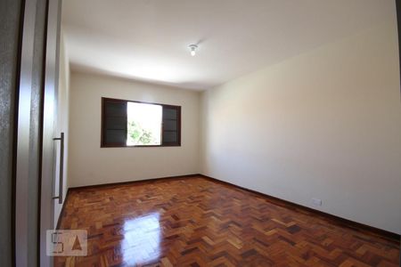 Quarto 1 de casa para alugar com 3 quartos, 220m² em Vila da Saúde, São Paulo