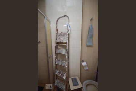 Apartamento à venda com 147m², 4 quartos e sem vaga Apartamento à venda com 147m², 4 quartos e sem vagaBanheiro de Serviço