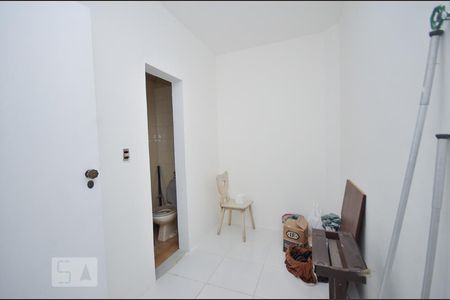 Apartamento à venda com 147m², 4 quartos e sem vaga Apartamento à venda com 147m², 4 quartos e sem vagaQuarto de Serviço