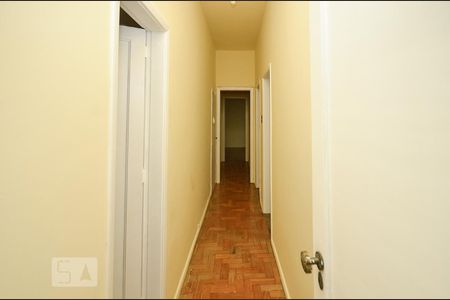 Apartamento à venda com 147m², 4 quartos e sem vaga Apartamento à venda com 147m², 4 quartos e sem vagaCorredor