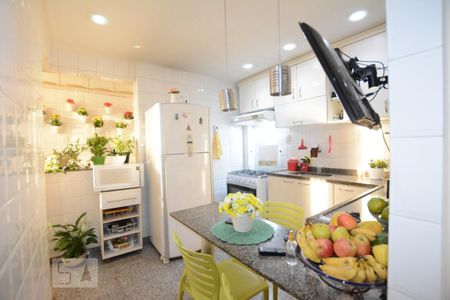 Apartamento à venda com 90m², 3 quartos e 1 vagaCozinha