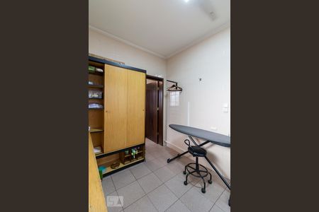 Casa à venda com 184m², 3 quartos e 3 vagasÁrea de serviço