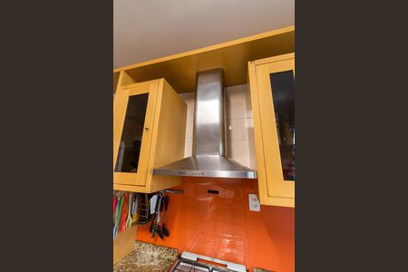 Casa à venda com 184m², 3 quartos e 3 vagasCozinha - coifa