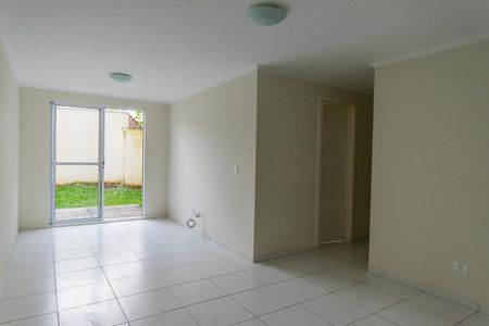 Sala de apartamento para alugar com 3 quartos, 58m² em Cidade Industrial de Curitiba, Curitiba
