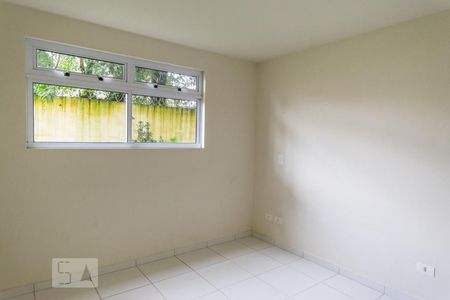 Quarto 1 de apartamento para alugar com 3 quartos, 58m² em Cidade Industrial de Curitiba, Curitiba