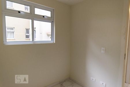 Quarto 2 de apartamento para alugar com 3 quartos, 58m² em Cidade Industrial de Curitiba, Curitiba