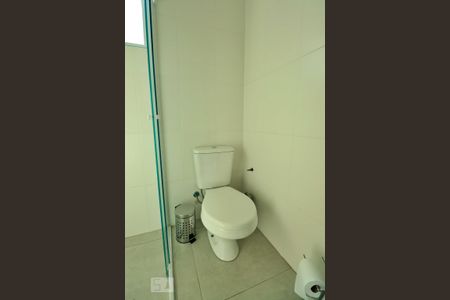 Casa à venda com 152m², 3 quartos e 1 vagaBanheiro da Suíte 2