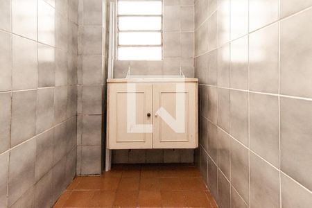 Casa à venda com 120m², 5 quartos e 2 vagas Casa à venda com 120m², 5 quartos e 2 vagasÁrea de Serviço