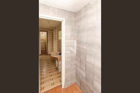 Casa à venda com 120m², 5 quartos e 2 vagas Casa à venda com 120m², 5 quartos e 2 vagasÁrea de Serviço