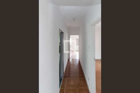 Casa à venda com 120m², 5 quartos e 2 vagas Casa à venda com 120m², 5 quartos e 2 vagasCorredor