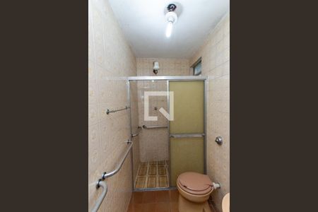 Casa à venda com 120m², 5 quartos e 2 vagas Casa à venda com 120m², 5 quartos e 2 vagasBanheiro 2