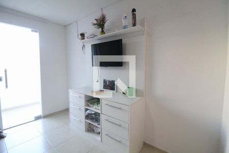 Casa de condomínio à venda com 180m², 3 quartos e 2 vagasSuíte 