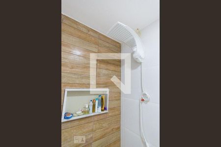 Casa de condomínio à venda com 180m², 3 quartos e 2 vagasBanheiro da Suíte