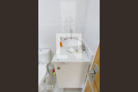 Casa de condomínio à venda com 180m², 3 quartos e 2 vagasBanheiro da Suíte