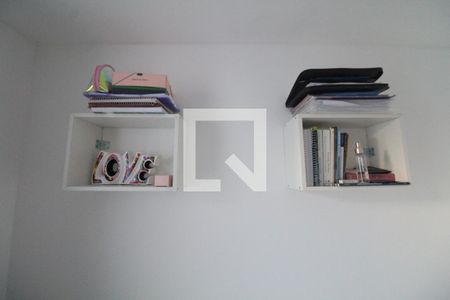 Casa de condomínio à venda com 180m², 3 quartos e 2 vagasQuarto 2 - escritório