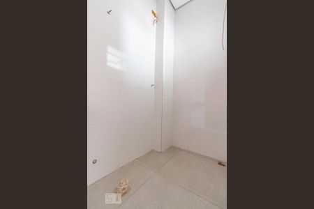 Apartamento à venda com 55m², 2 quartos e 1 vaga Apartamento à venda com 55m², 2 quartos e 1 vagaBanheiro