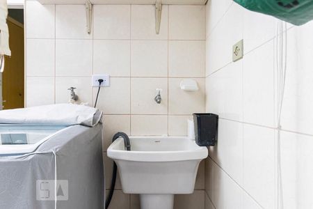 Casa à venda com 140m², 2 quartos e 1 vaga1o. Andar - Área de serviço