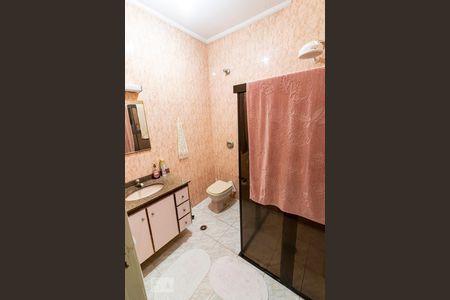 Casa à venda com 140m², 2 quartos e 1 vaga2o. Andar - Banheiro