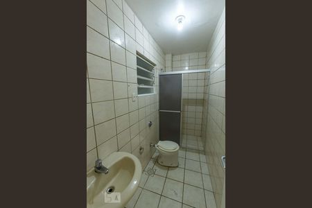 Banheiro de apartamento para alugar com 1 quarto, 64m² em Independência, Porto Alegre