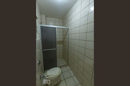 Banheiro de apartamento para alugar com 1 quarto, 64m² em Independência, Porto Alegre