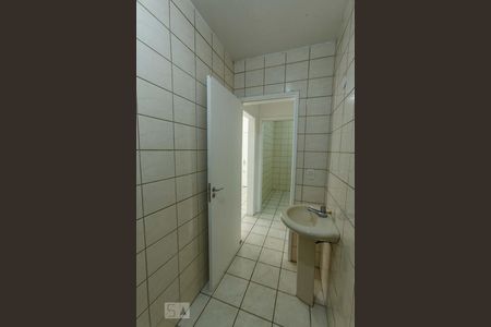 Banheiro de apartamento para alugar com 1 quarto, 64m² em Independência, Porto Alegre