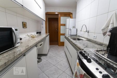 Apartamento à venda com 64m², 2 quartos e sem vaga Apartamento à venda com 64m², 2 quartos e sem vagaCozinha