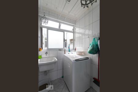 Apartamento à venda com 64m², 2 quartos e sem vaga Apartamento à venda com 64m², 2 quartos e sem vagaÁrea de Serviço