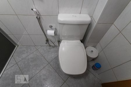 Apartamento à venda com 64m², 2 quartos e sem vaga Apartamento à venda com 64m², 2 quartos e sem vagaBanheiro