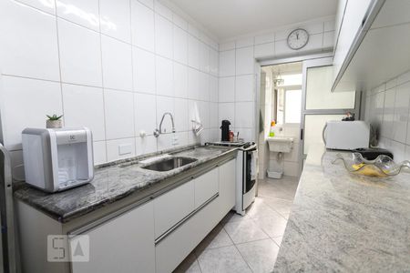 Apartamento à venda com 64m², 2 quartos e sem vaga Apartamento à venda com 64m², 2 quartos e sem vagaCozinha