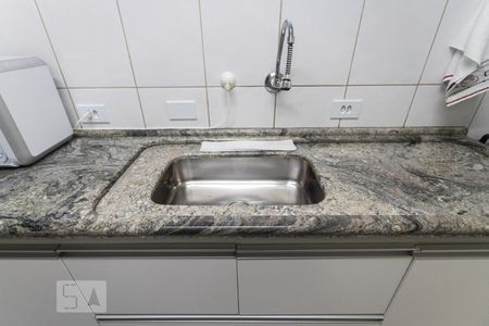 Apartamento à venda com 64m², 2 quartos e sem vaga Apartamento à venda com 64m², 2 quartos e sem vagaCozinha