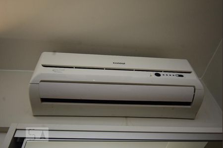 Detalhe da Sala - Ar Condicionado de kitnet/studio para alugar com 1 quarto, 25m² em Sul (águas Claras), Brasília
