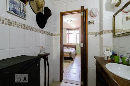 Apartamento à venda com 104m², 2 quartos e sem vaga Apartamento à venda com 104m², 2 quartos e sem vagaBanheiro da Suíte