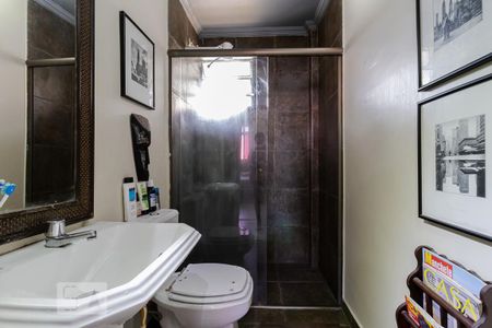 Apartamento à venda com 104m², 2 quartos e sem vaga Apartamento à venda com 104m², 2 quartos e sem vagaBanheiro