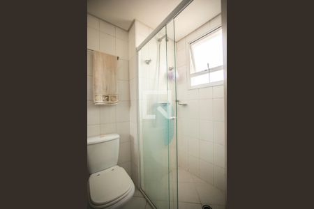 Apartamento à venda com 128m², 3 quartos e 3 vagas Apartamento à venda com 128m², 3 quartos e 3 vagasBanheiro Suíte