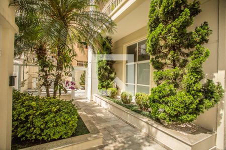 Apartamento à venda com 128m², 3 quartos e 3 vagas Apartamento à venda com 128m², 3 quartos e 3 vagasHall de Entrada