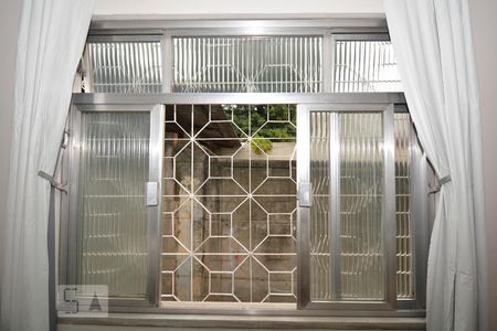 Casa à venda com 240m², 4 quartos e 2 vagasQuarto 2 do Primeiro Piso