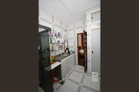 Casa à venda com 240m², 4 quartos e 2 vagasBanheiro da Suíte 1 do Segundo Piso