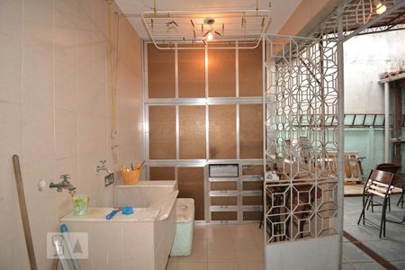 Casa à venda com 240m², 4 quartos e 2 vagasÁrea de Serviço