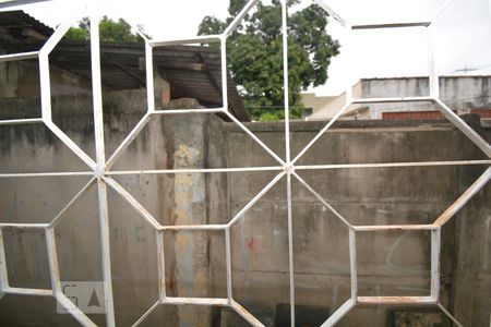 Casa à venda com 240m², 4 quartos e 2 vagasVista do Quarto 2 do Primeiro Piso